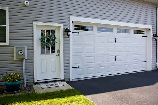 24/7 Emergency Garage Door Panel Replacement experts in San Anselmo, CA